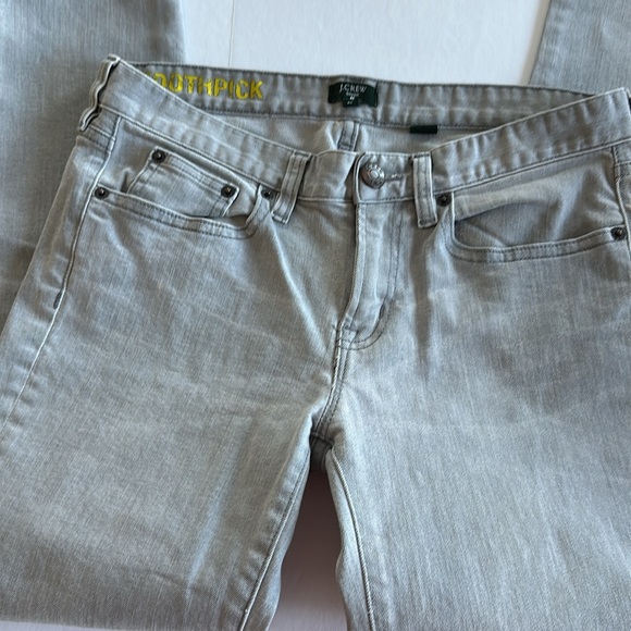 J Crew Grey Toothpick JeansSize 28, Inseam 27 - Picture 2 of 4